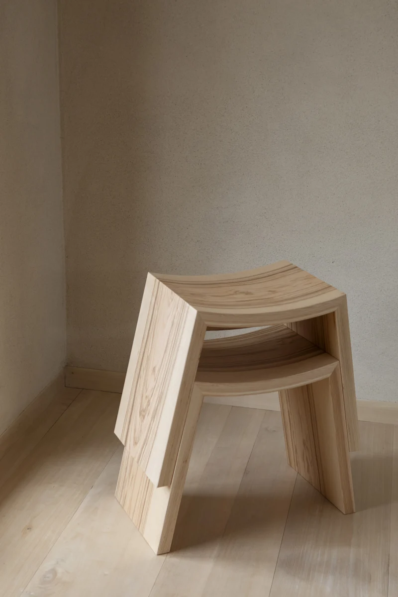Tabourets creusés